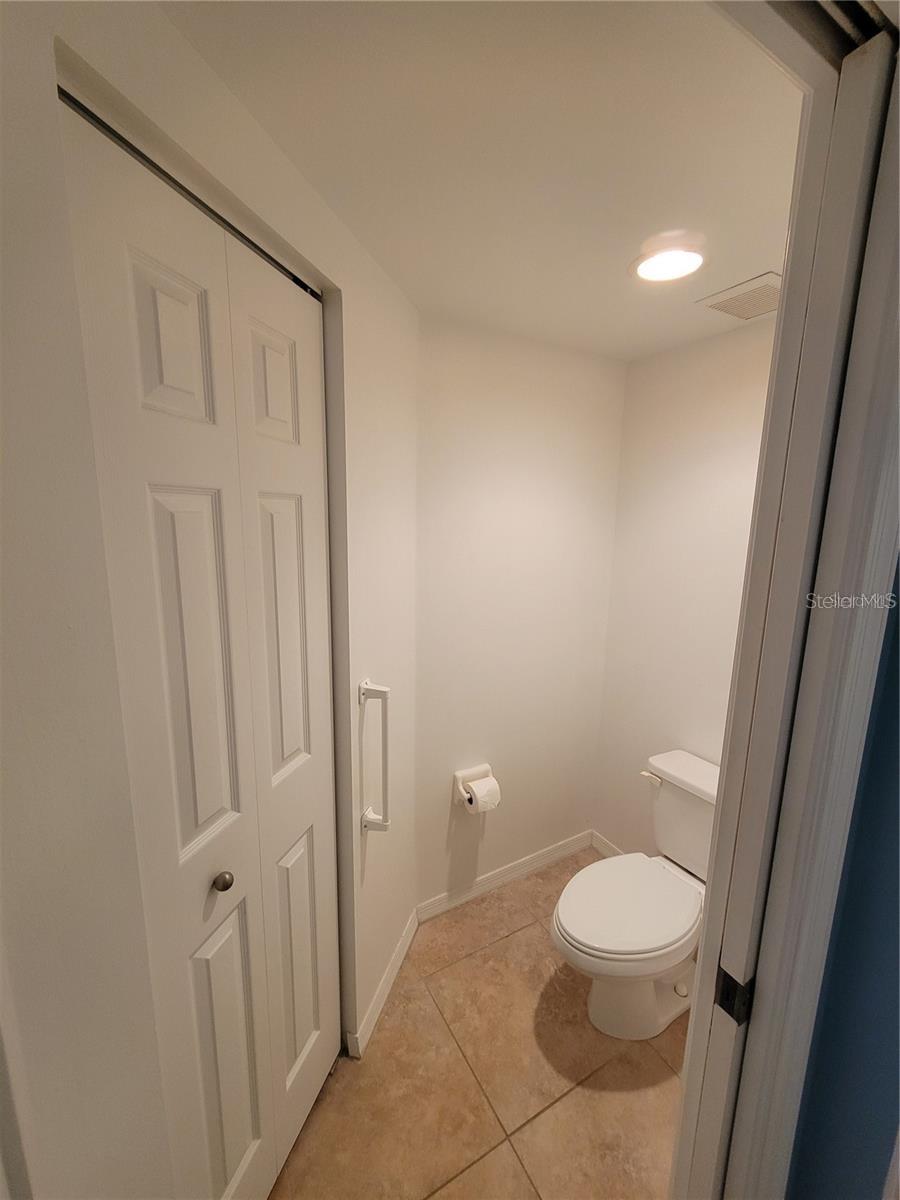 Image 15 of 30 For 6315 Shoreline Dr  3107