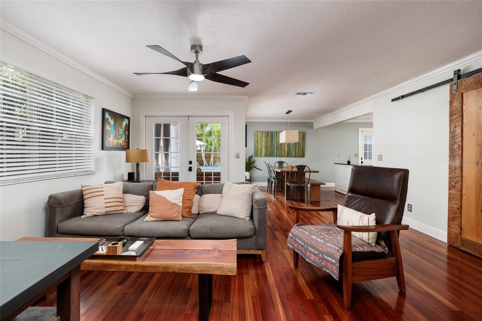 Image 11 of 31 For 113 14th Avenue N