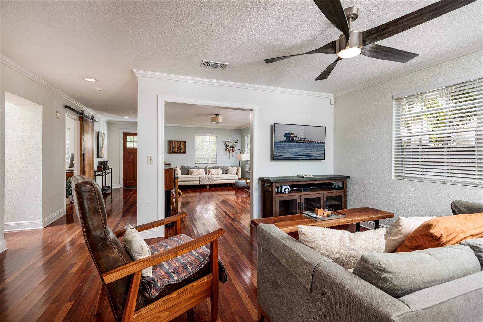 Image 12 of 31 For 113 14th Avenue N