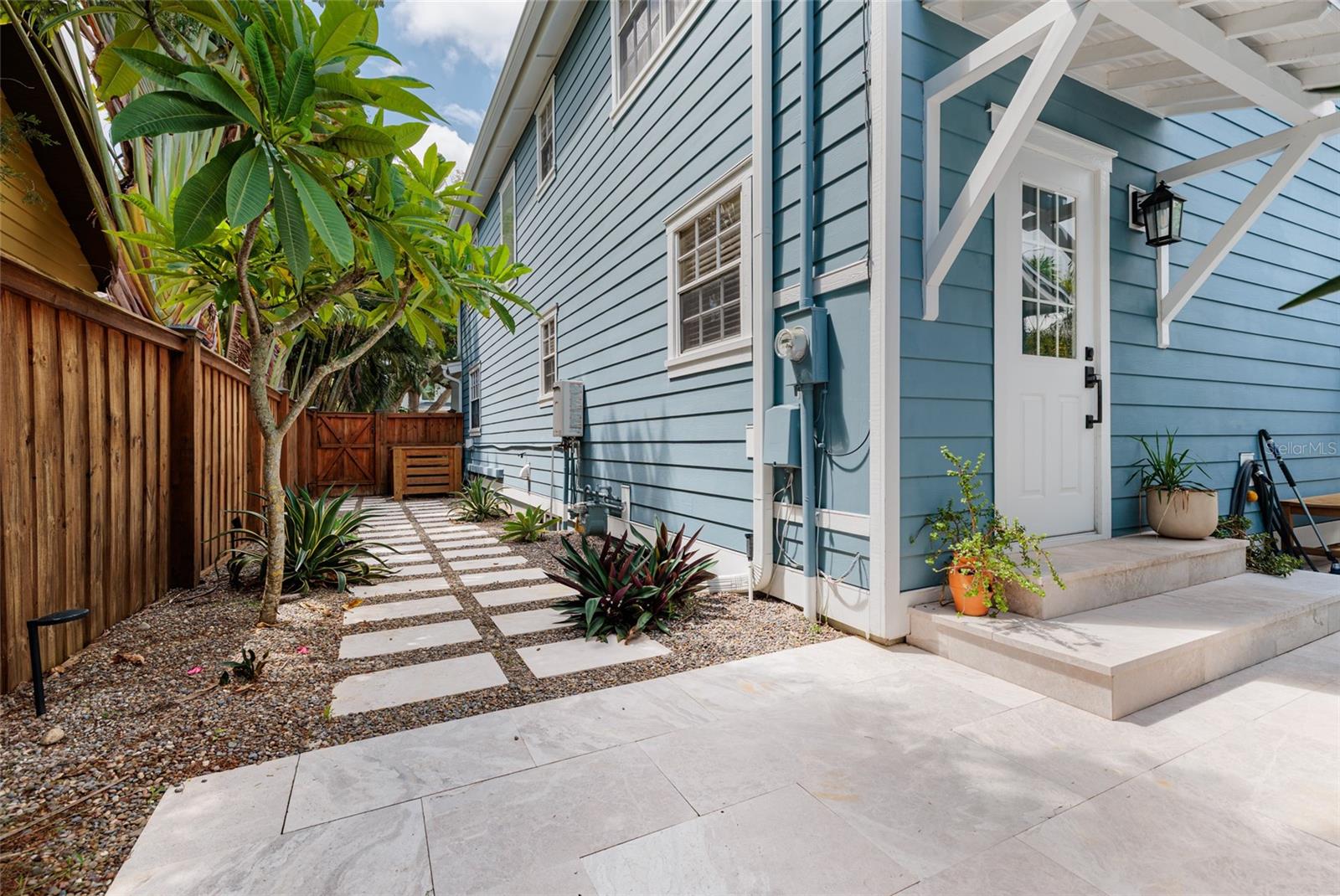 Image 29 of 31 For 113 14th Avenue N