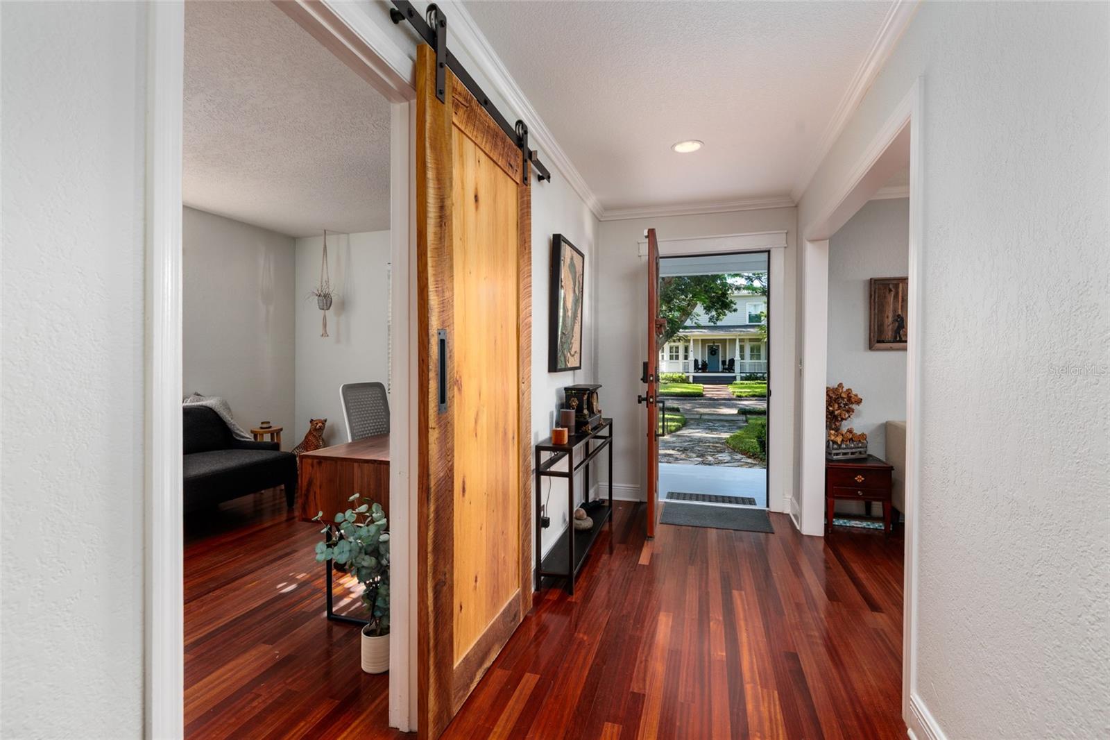 Image 4 of 31 For 113 14th Avenue N