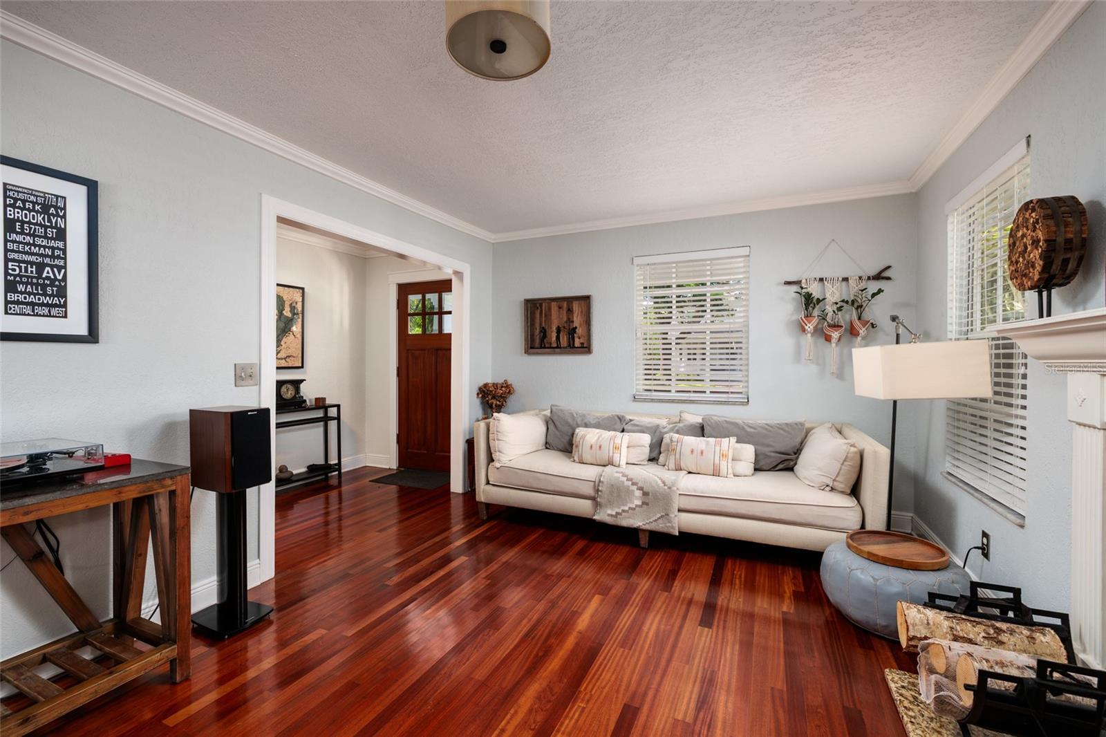 Image 6 of 31 For 113 14th Avenue N