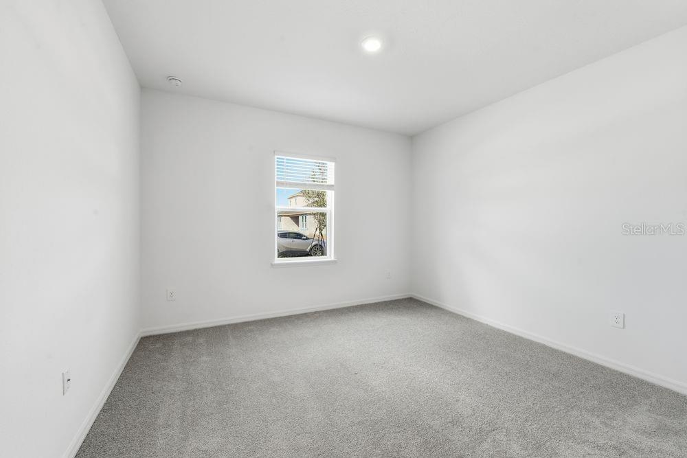 Image 17 of 35 For 14242 Sawmill Street