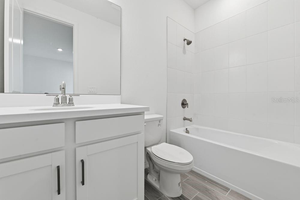 Image 24 of 35 For 14242 Sawmill Street