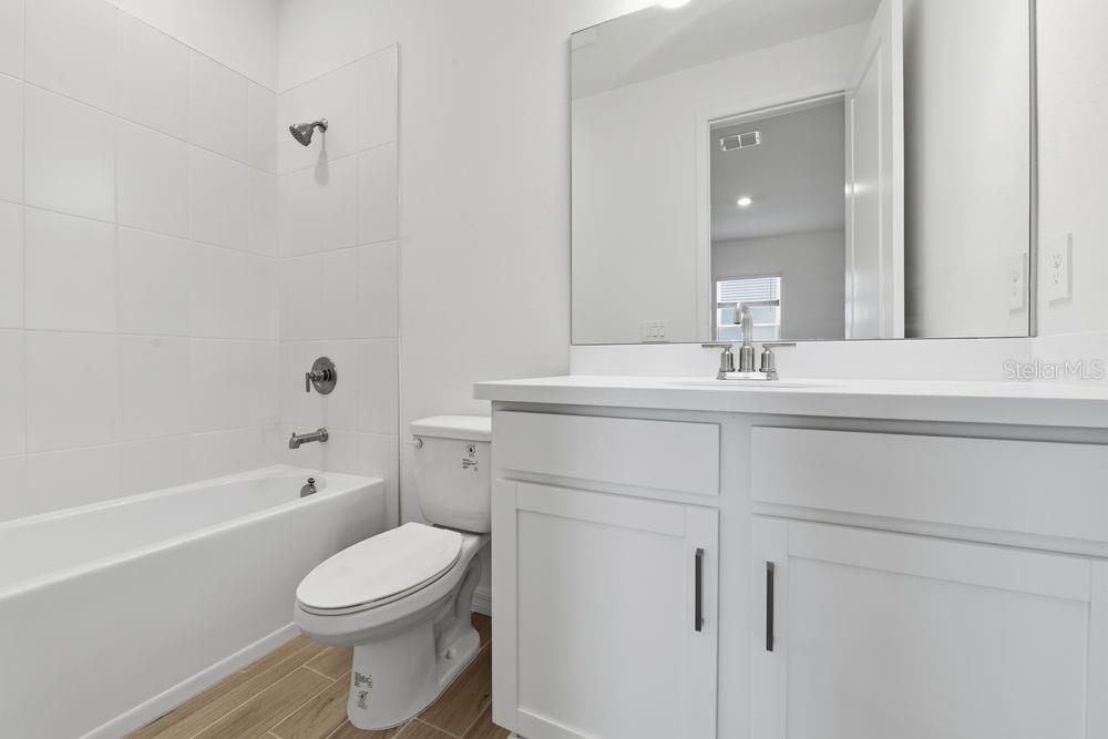 Image 25 of 35 For 14242 Sawmill Street