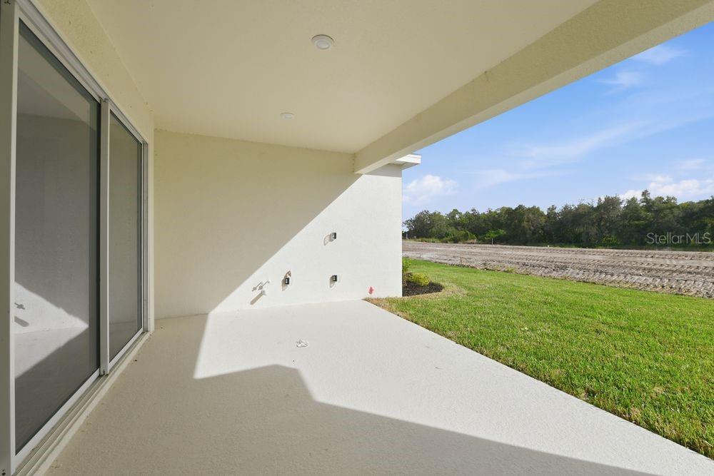 Image 29 of 35 For 14242 Sawmill Street