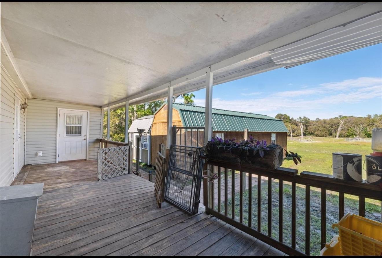 Image 5 of 23 For 18530 Lake Lindsey Road