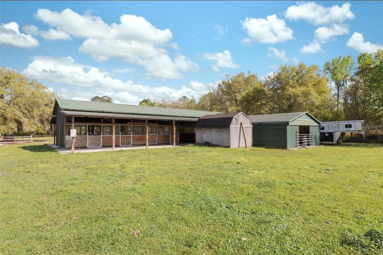Image 7 of 23 For 18530 Lake Lindsey Road