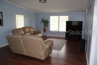 Image 27 of 54 For 13127 Star Road