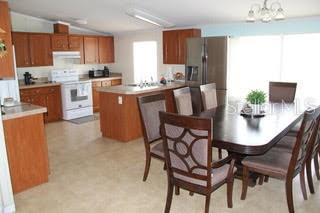 Image 44 of 54 For 13127 Star Road