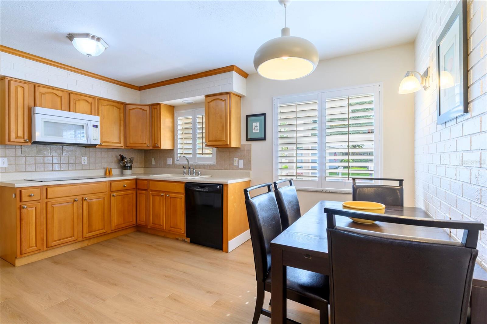 Image 18 of 40 For 1464 San Diego Drive