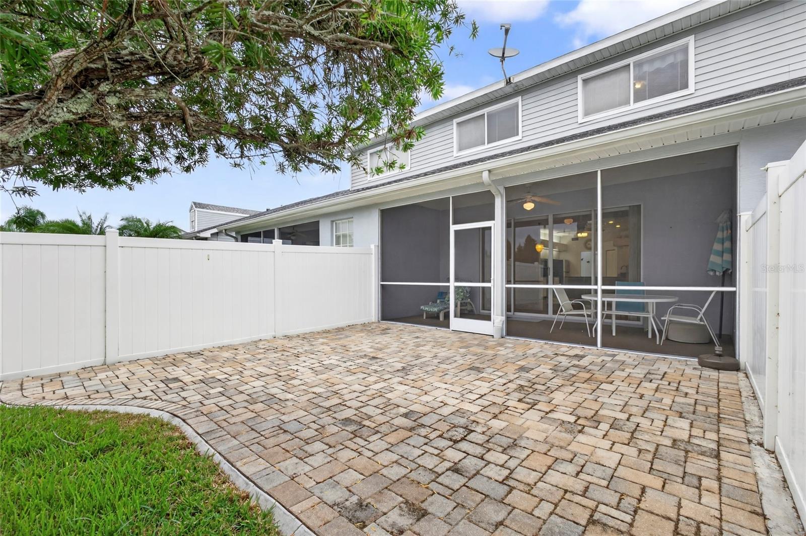 Image 22 of 25 For 245 Hemingway Drive