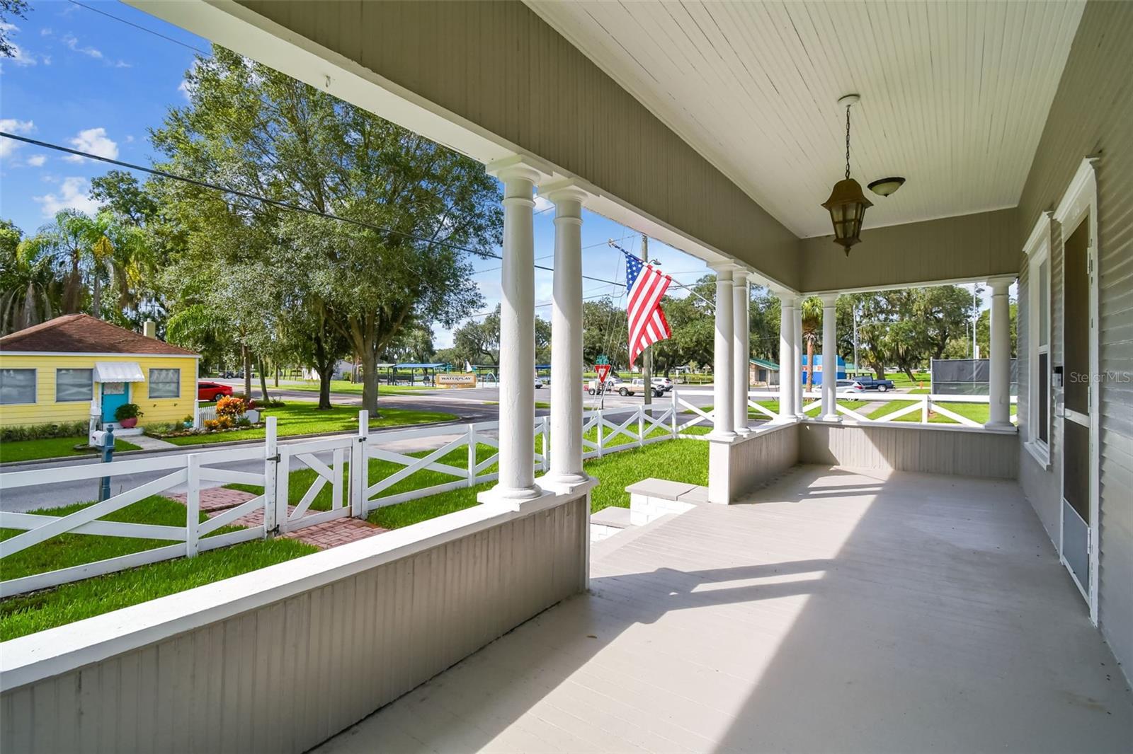 Image 12 of 49 For 38231 4th Avenue