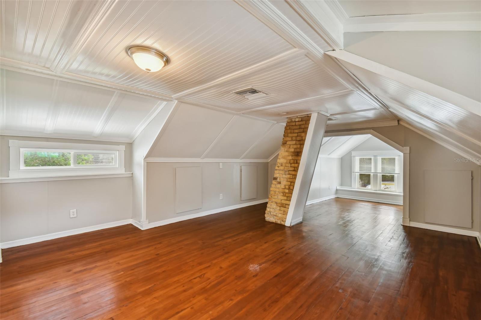 Image 31 of 49 For 38231 4th Avenue