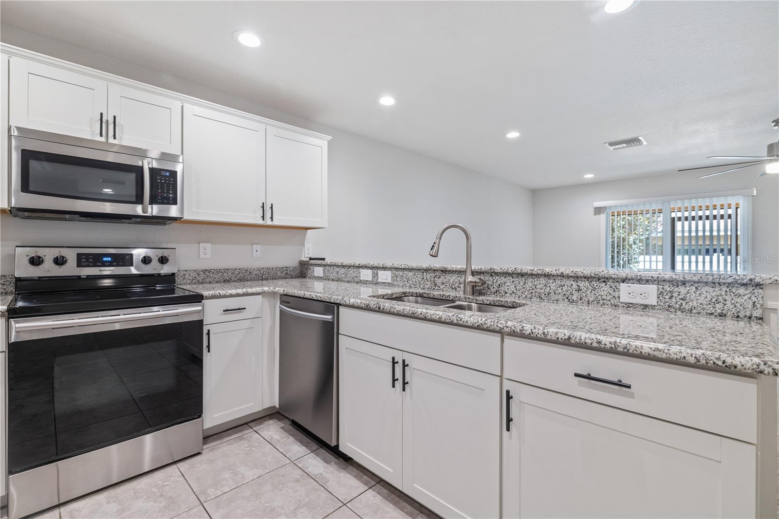 Image 7 of 24 For 13109 Logan Captiva Lane