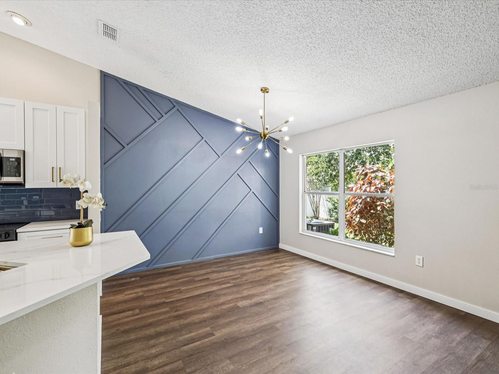 Image 19 of 41 For 26933 Carmen Place