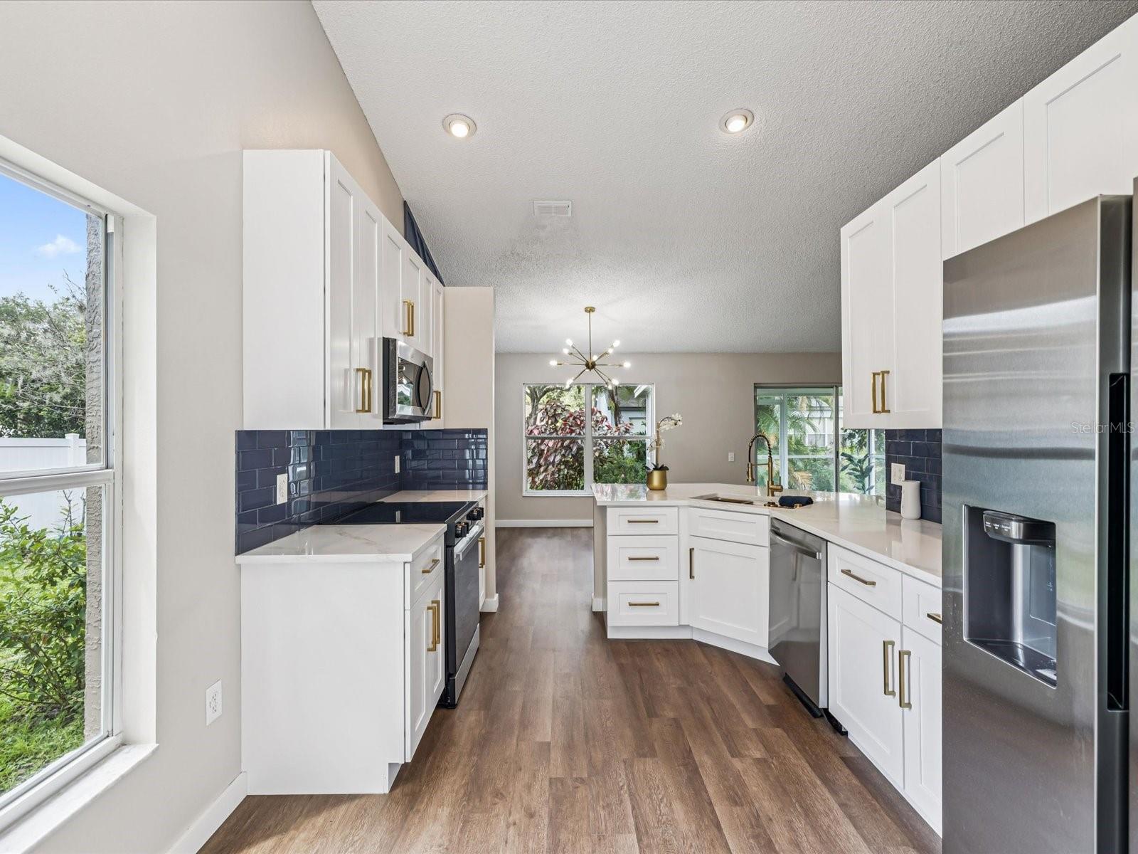 Image 22 of 41 For 26933 Carmen Place