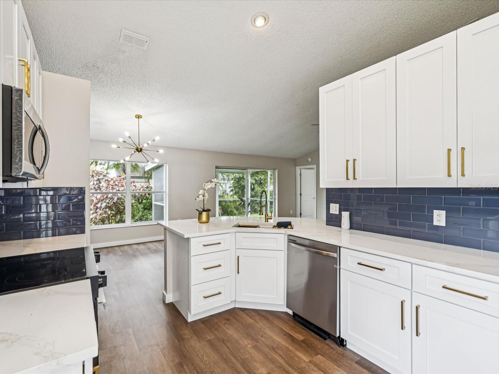 Image 23 of 41 For 26933 Carmen Place