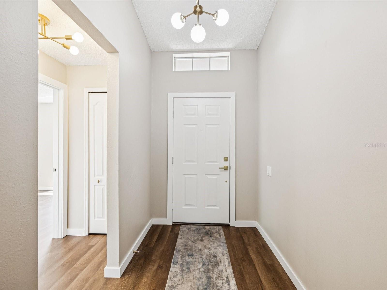 Image 6 of 41 For 26933 Carmen Place