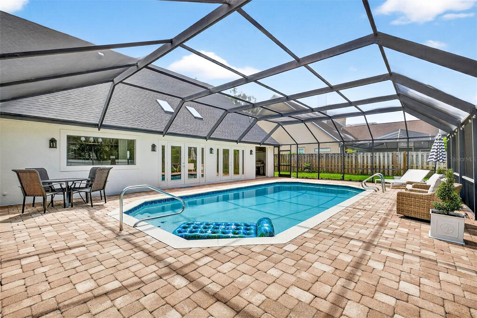 Image 58 of 73 For 3018 Geiger Court