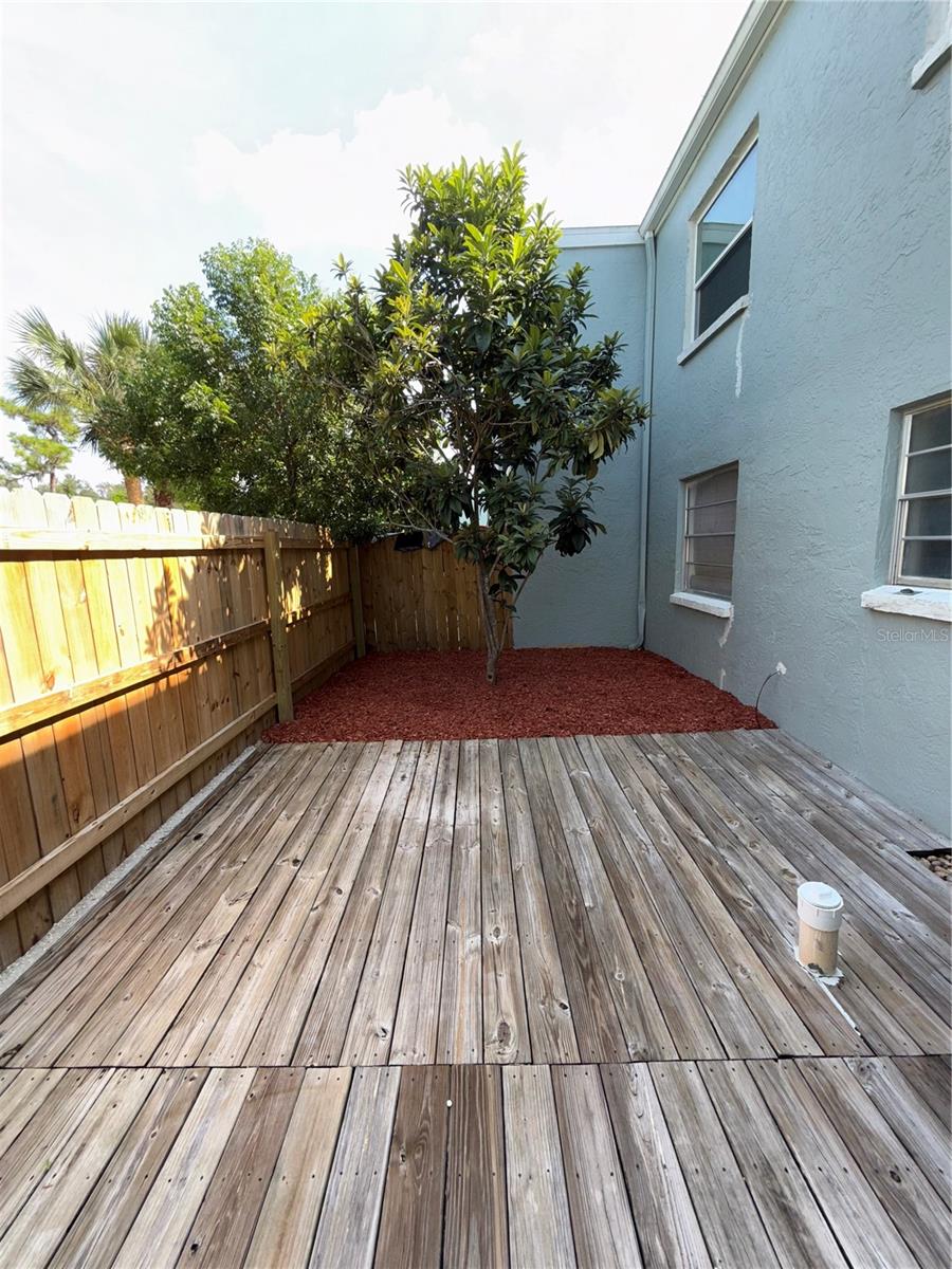 Image 12 of 27 For 14421 Americana Circle 103