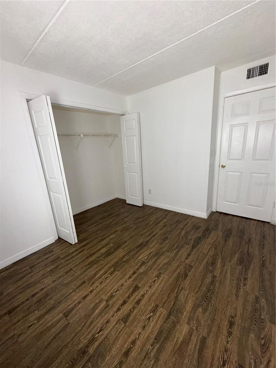 Image 21 of 27 For 14421 Americana Circle 103