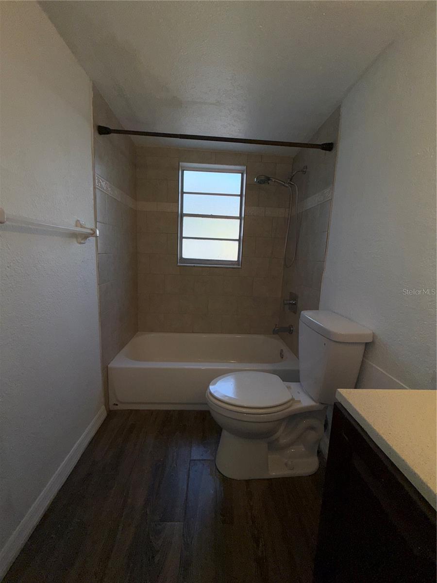 Image 23 of 27 For 14421 Americana Circle 103