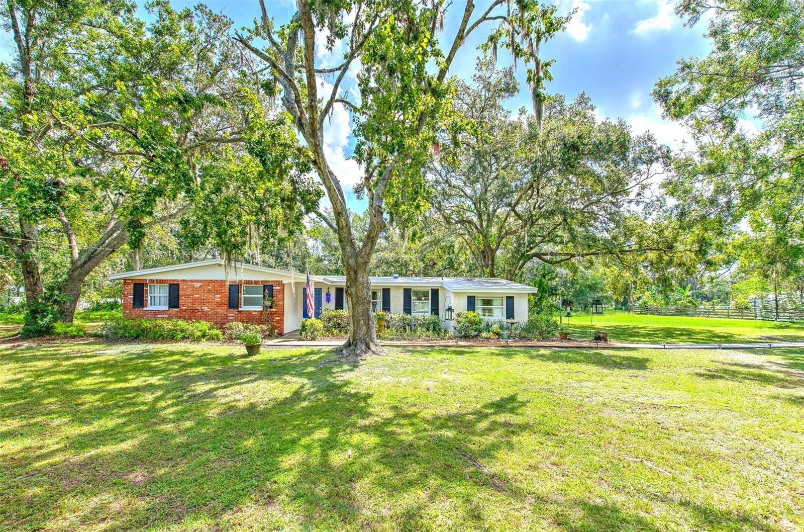 Details for 17311 Darby Lane, LUTZ, FL 33558