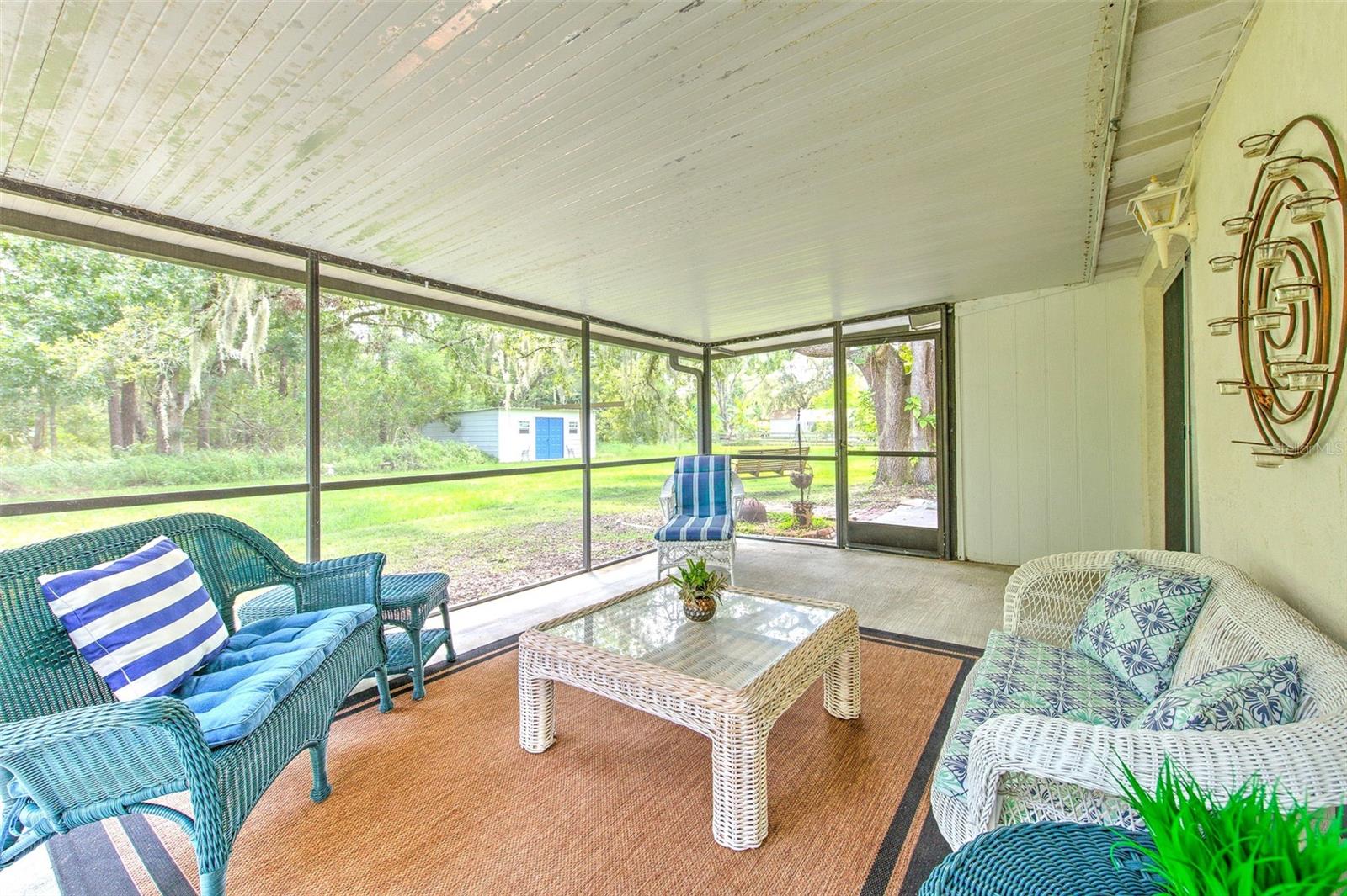 Listing photo id 27 for 17311 Darby Lane