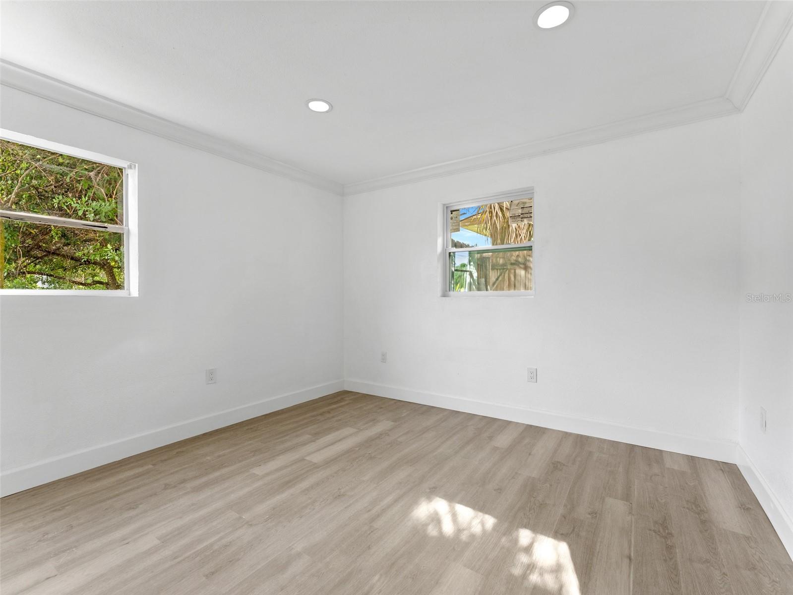 Image 19 of 30 For 1908 Macomber Avenue