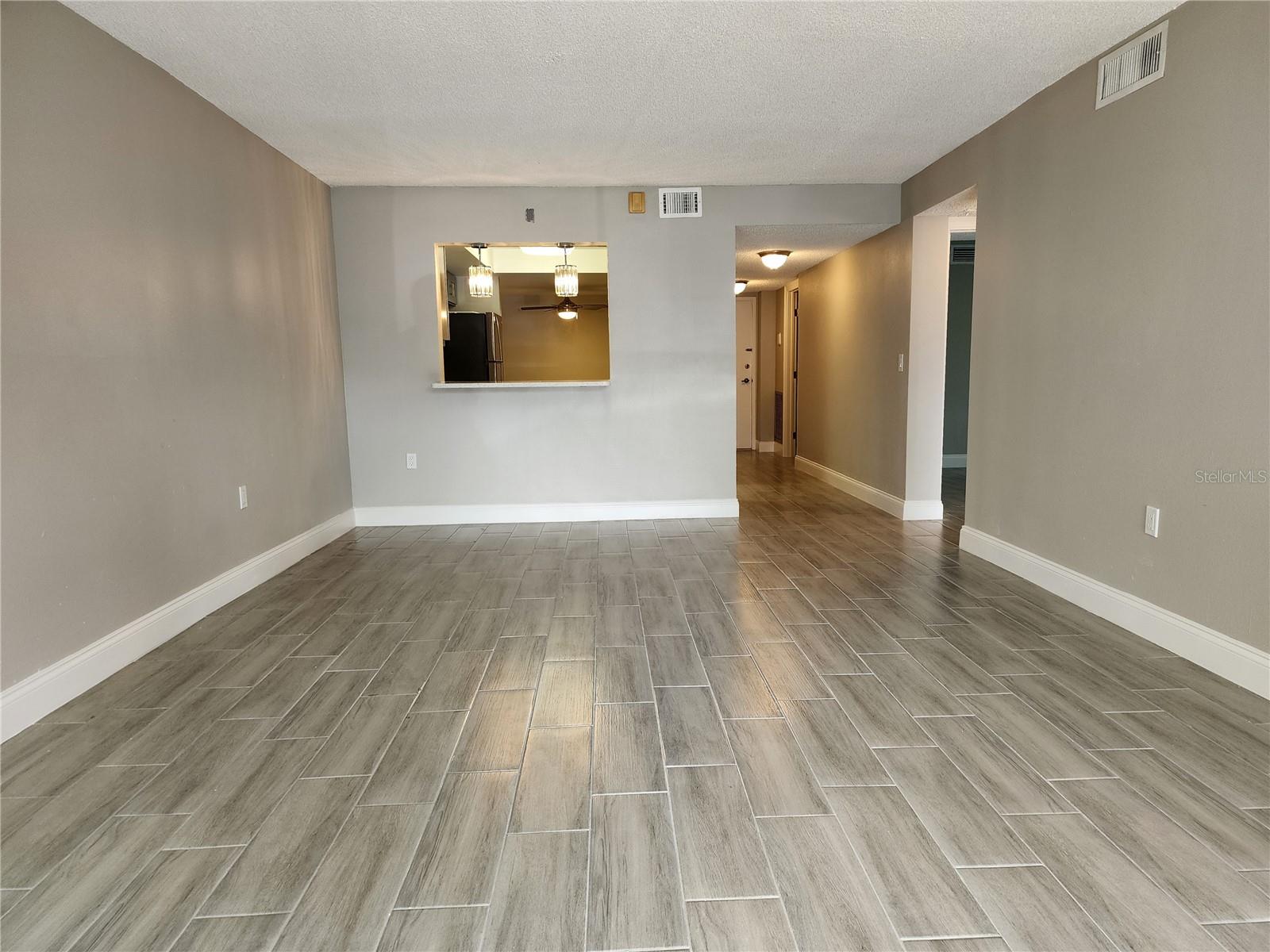 Image 15 of 47 For 4910 38th Way S 111