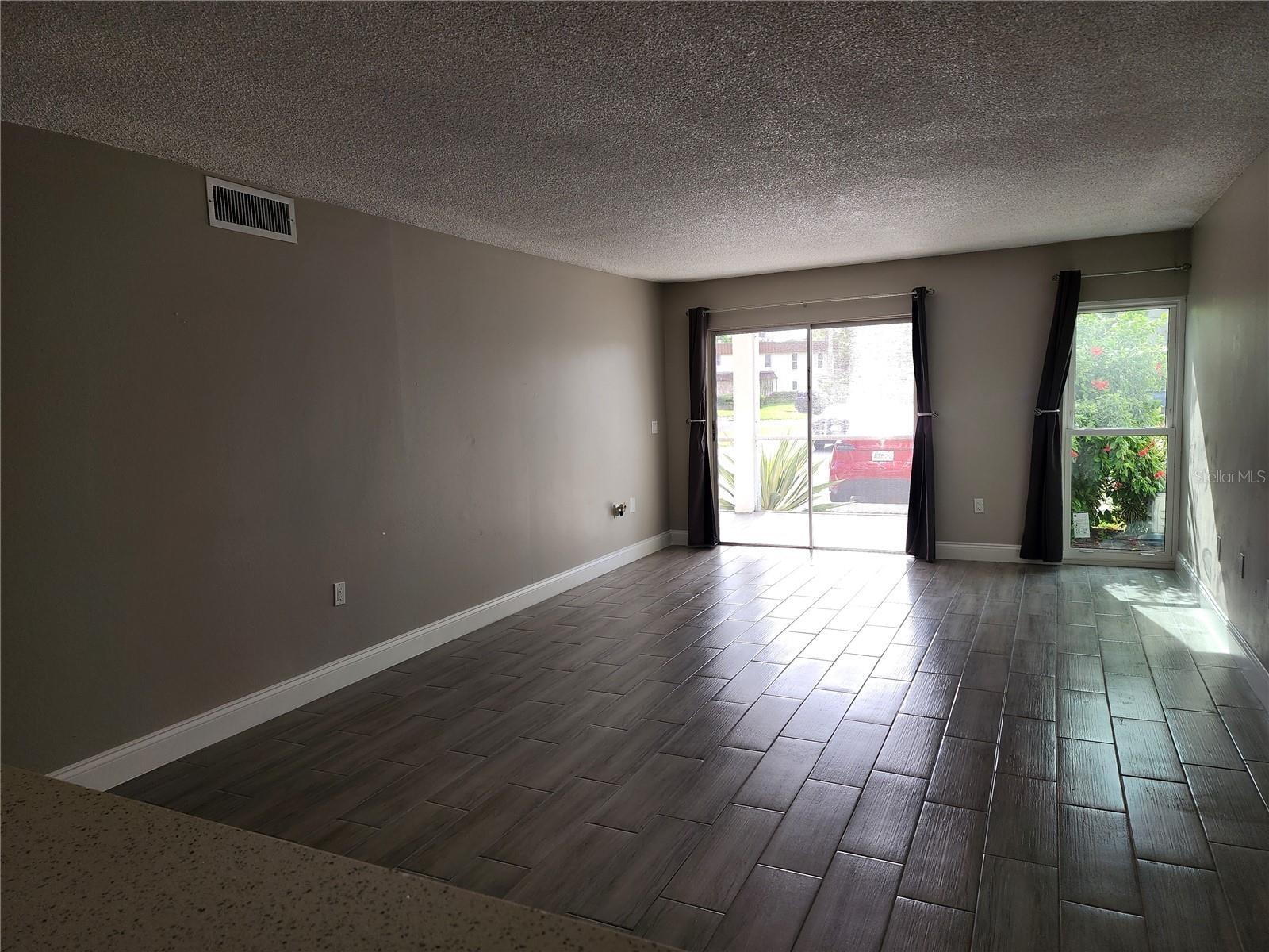 Image 26 of 47 For 4910 38th Way S 111