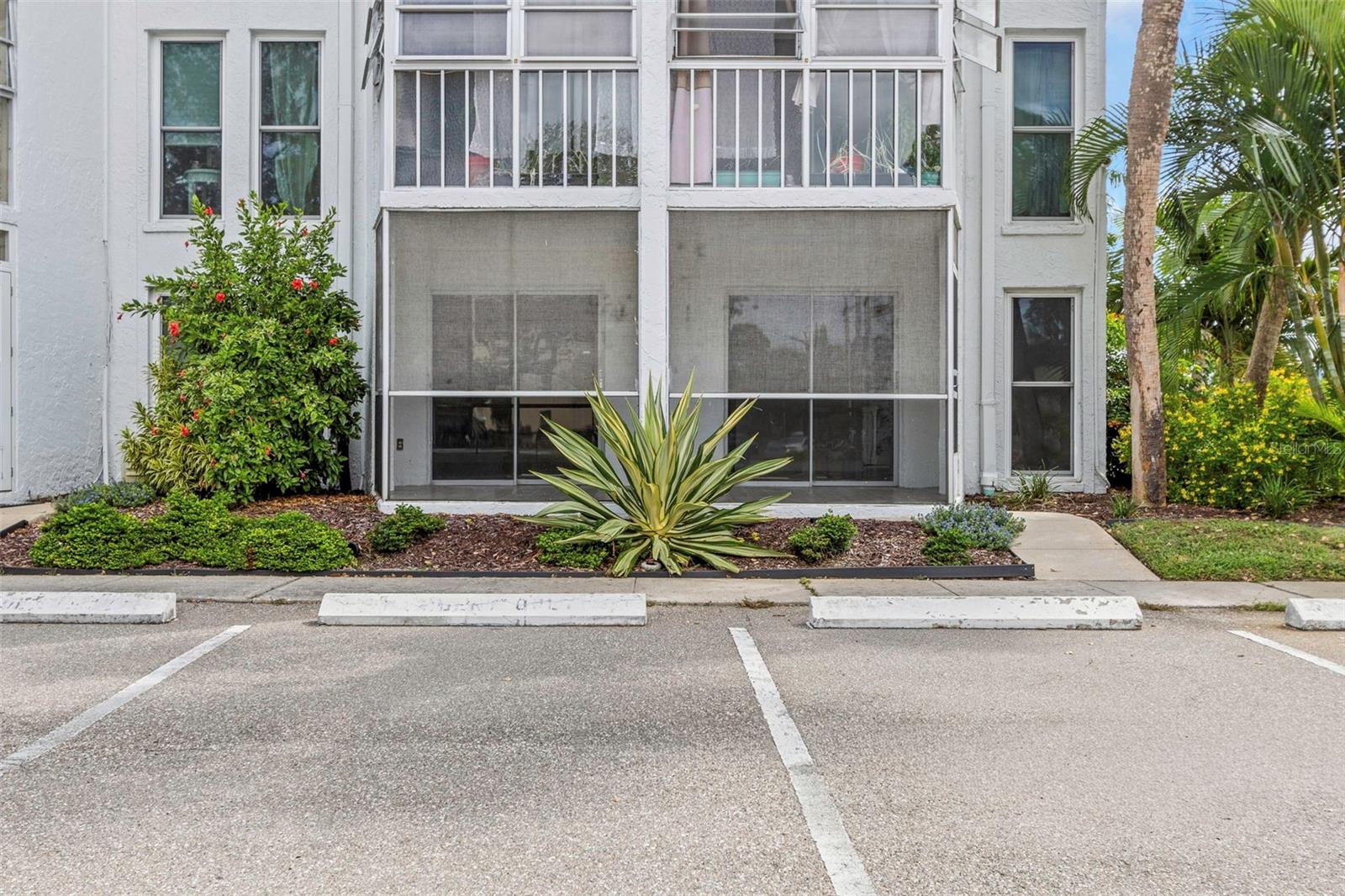 Image 60 of 63 For 4910 38th Way S 111