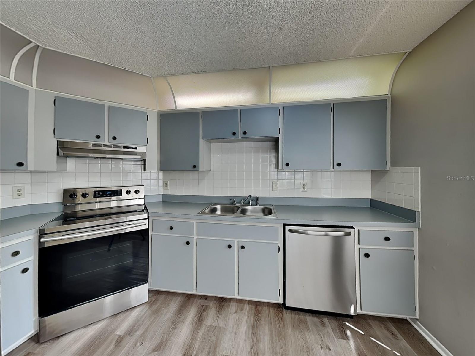 Image 5 of 19 For 1203 70th Drive E