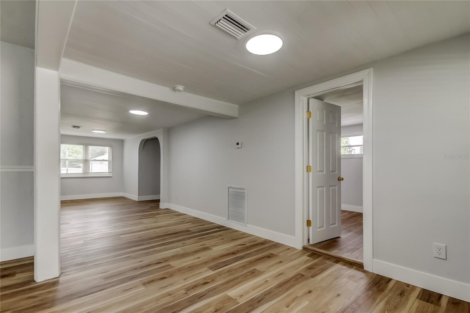 Image 4 of 16 For 2213 Ohio Avenue