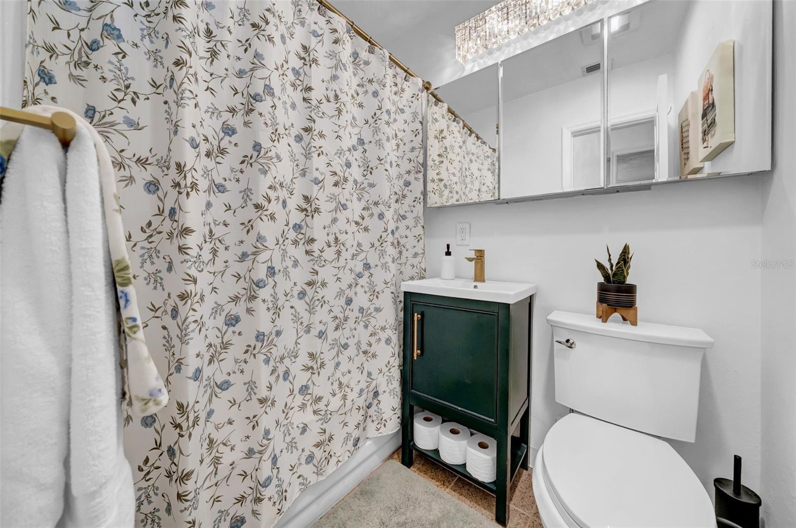 Image 24 of 41 For 1303 51st Avenue N