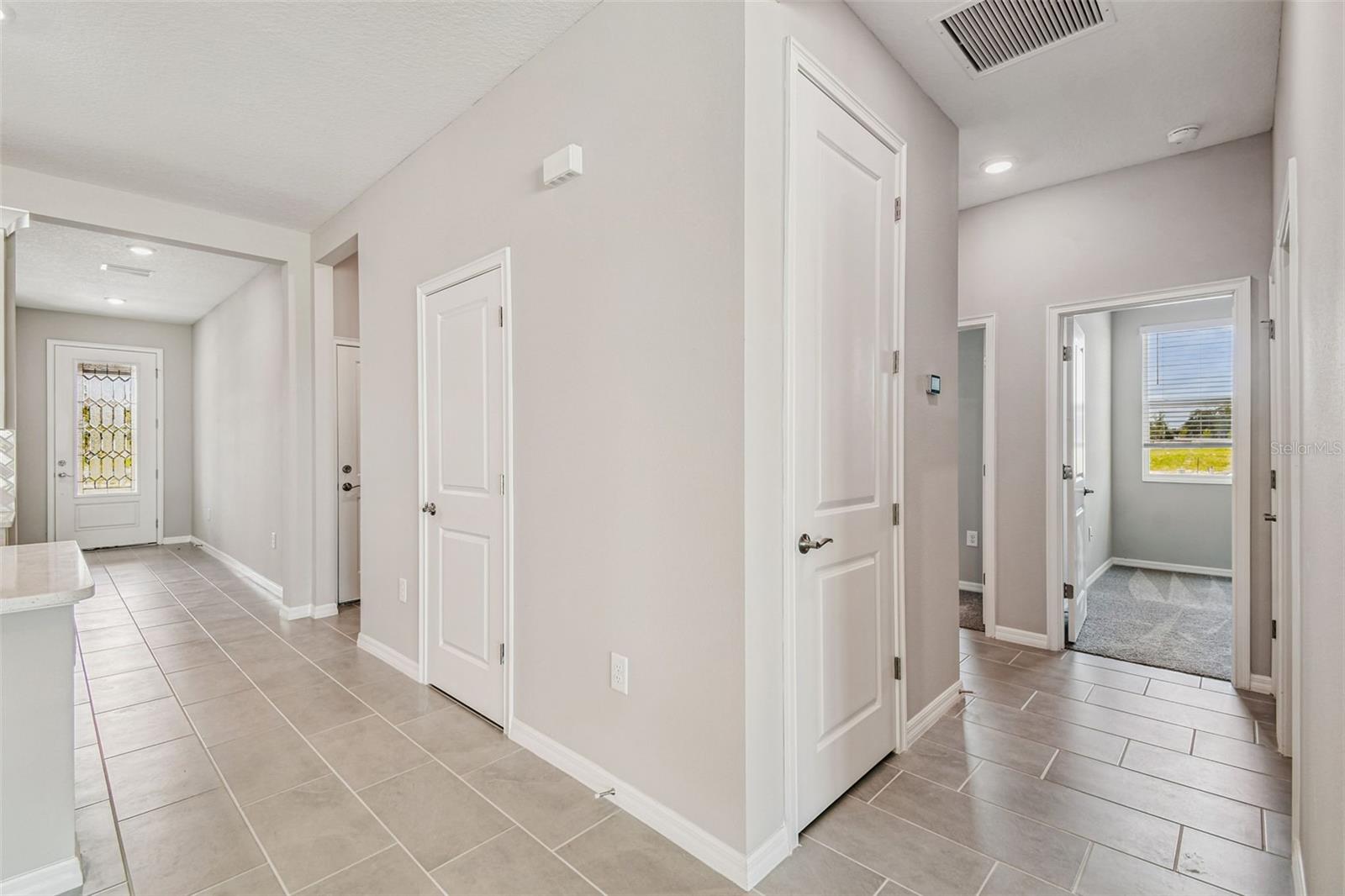 Image 11 of 14 For 8587 White Pine Ave