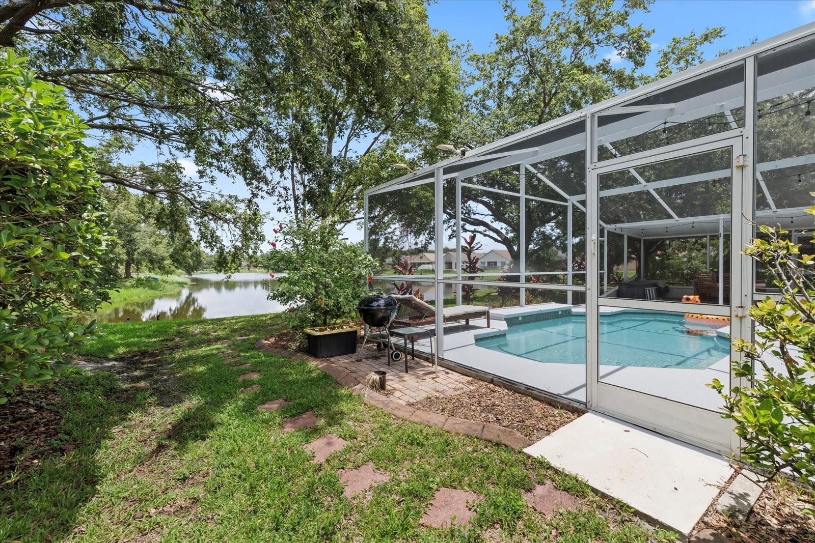 Image 31 of 39 For 6620 Colonial Lake Drive