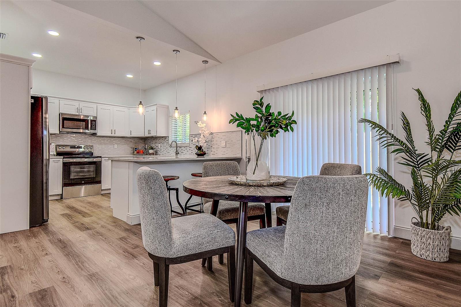 Image 10 of 38 For 5105 68th Way N