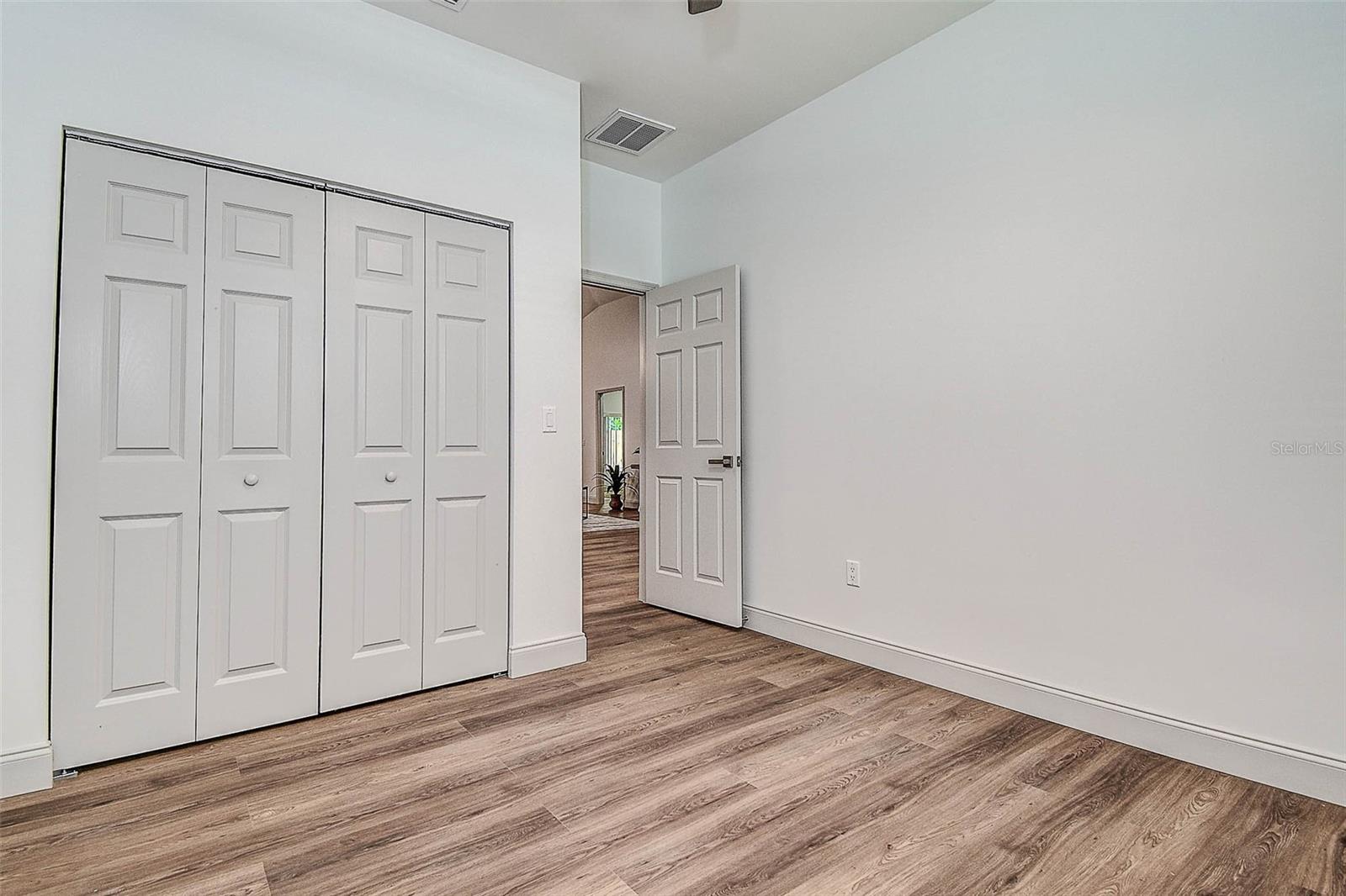 Image 23 of 38 For 5105 68th Way N
