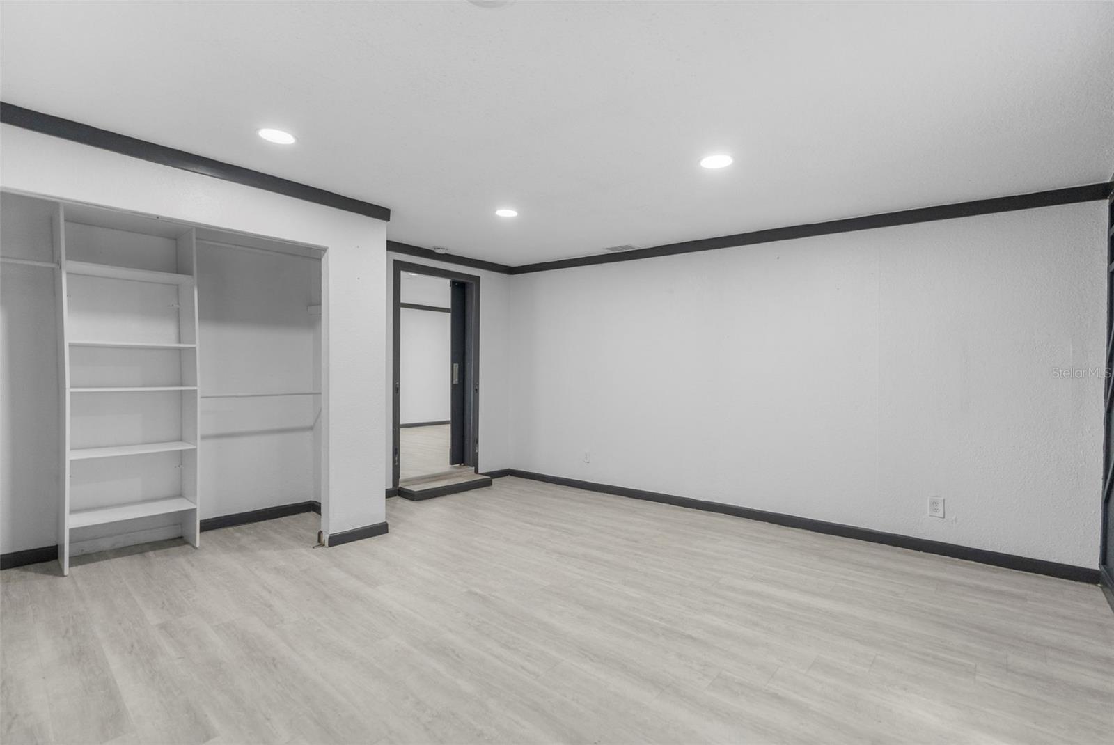 Image 15 of 29 For 9602 11th Street
