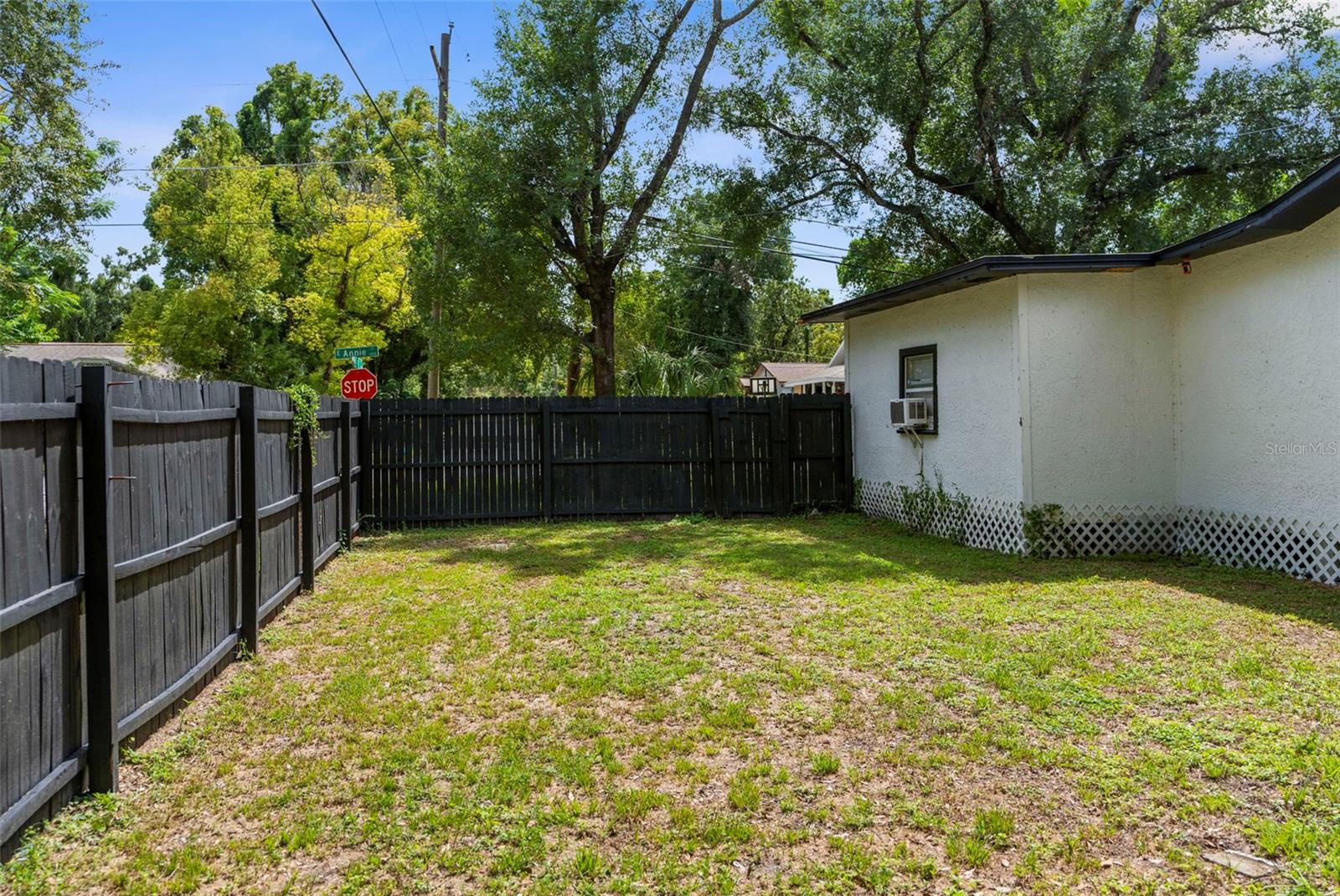 Image 28 of 29 For 9602 11th Street
