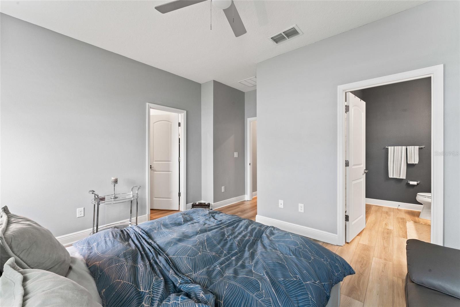 Image 19 of 31 For 9368 Sandy Bluffs Circle