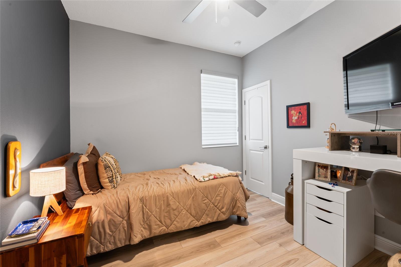 Image 24 of 31 For 9368 Sandy Bluffs Circle