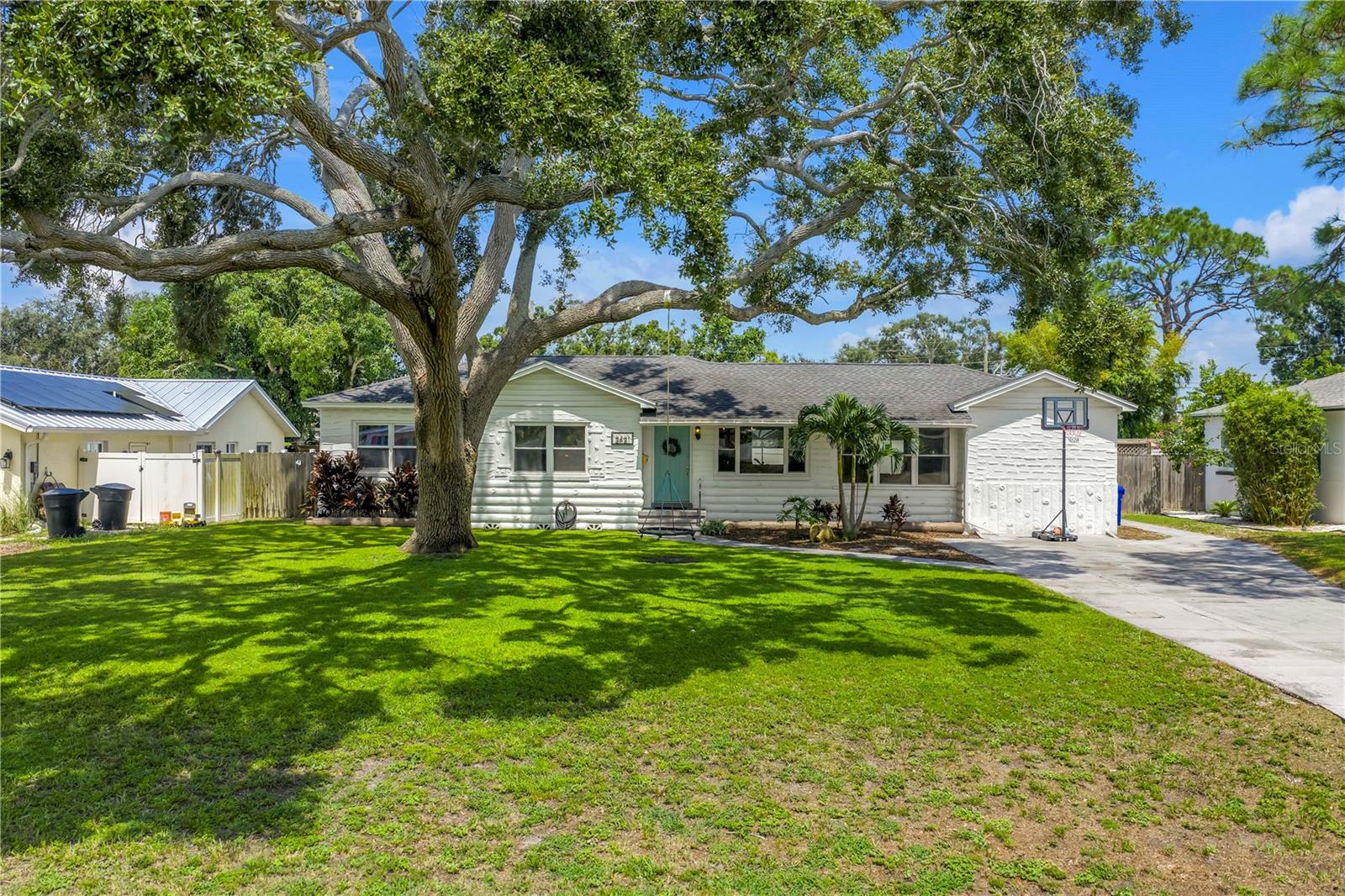 Details for 2421 Covina Way S, ST PETERSBURG, FL 33712