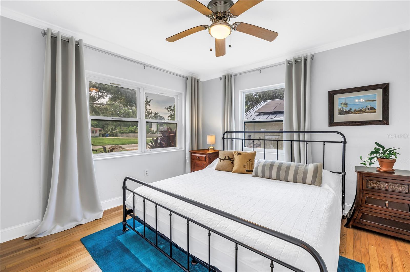 Image 22 of 42 For 2421 Covina Way S
