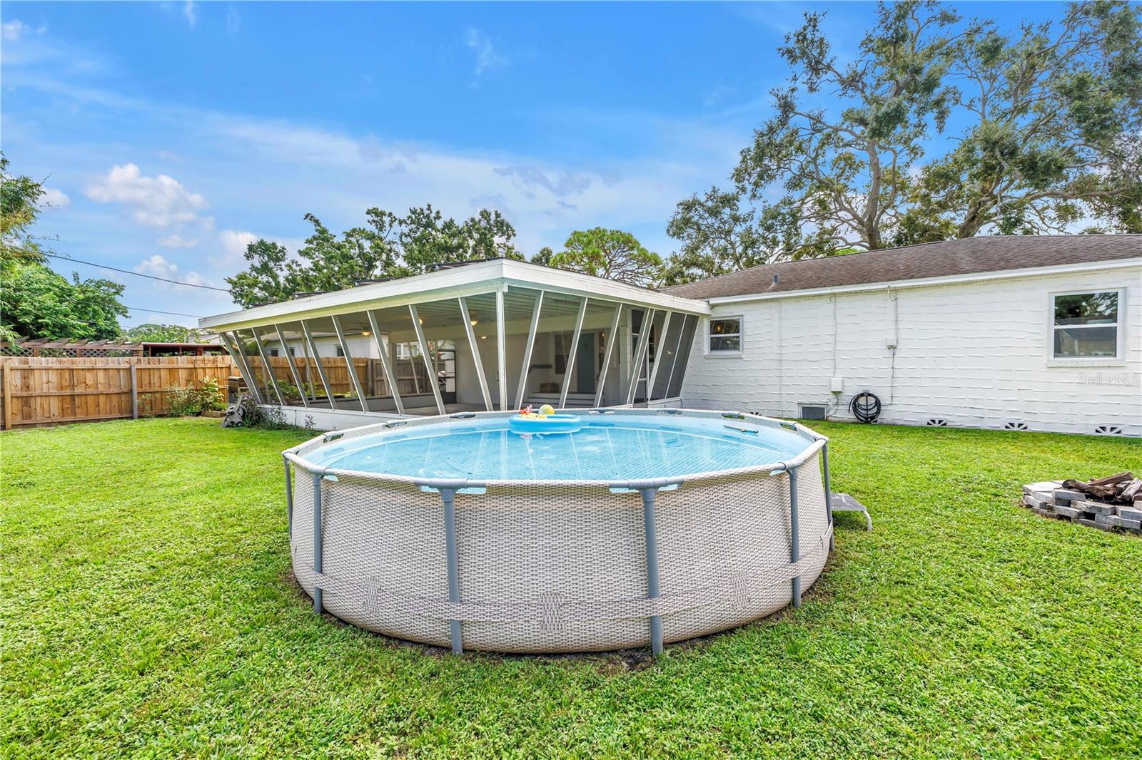 Image 34 of 42 For 2421 Covina Way S
