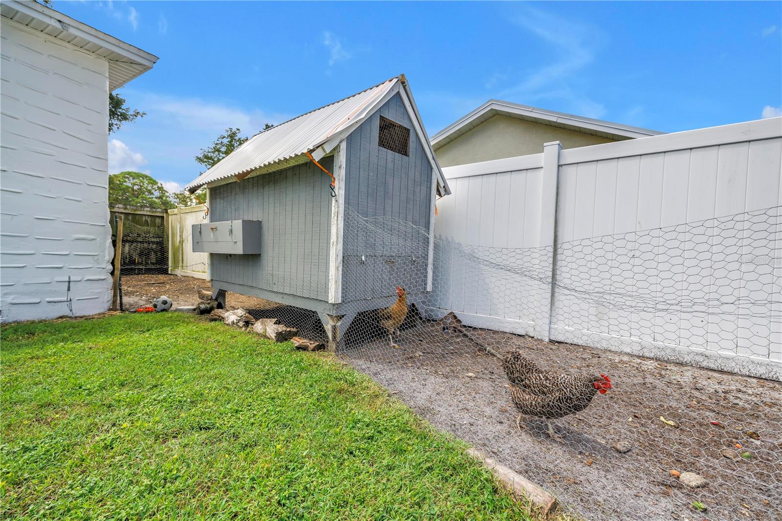 Image 37 of 42 For 2421 Covina Way S
