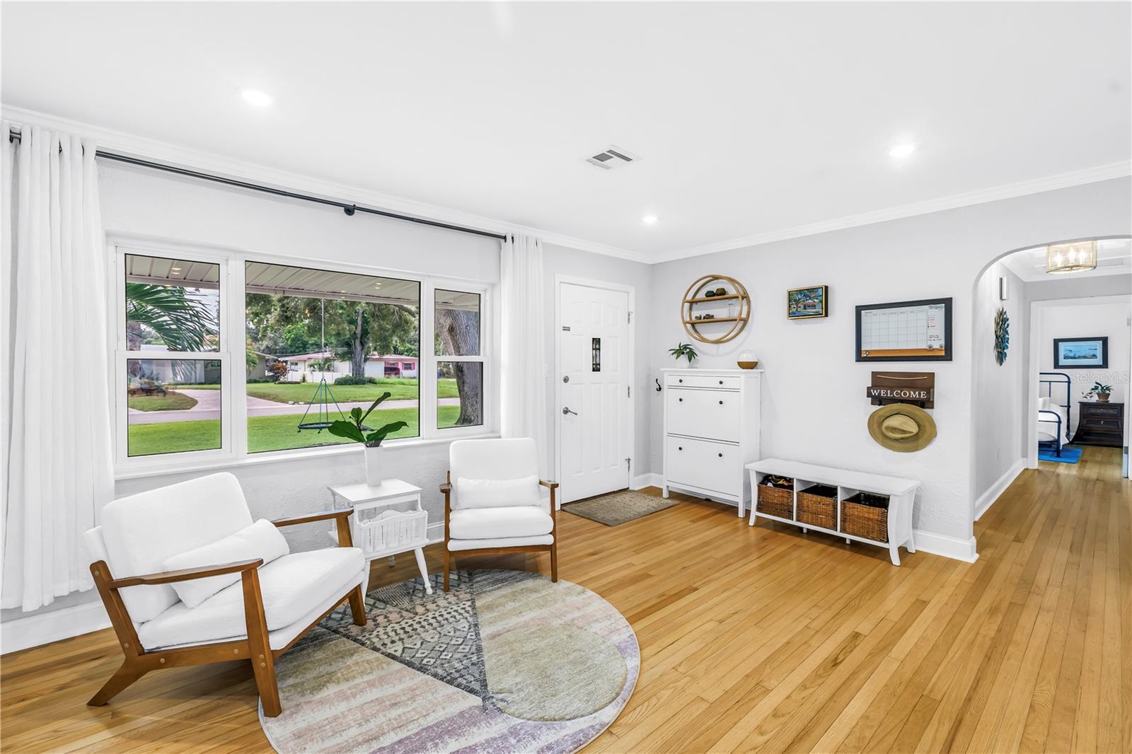 Image 7 of 42 For 2421 Covina Way S