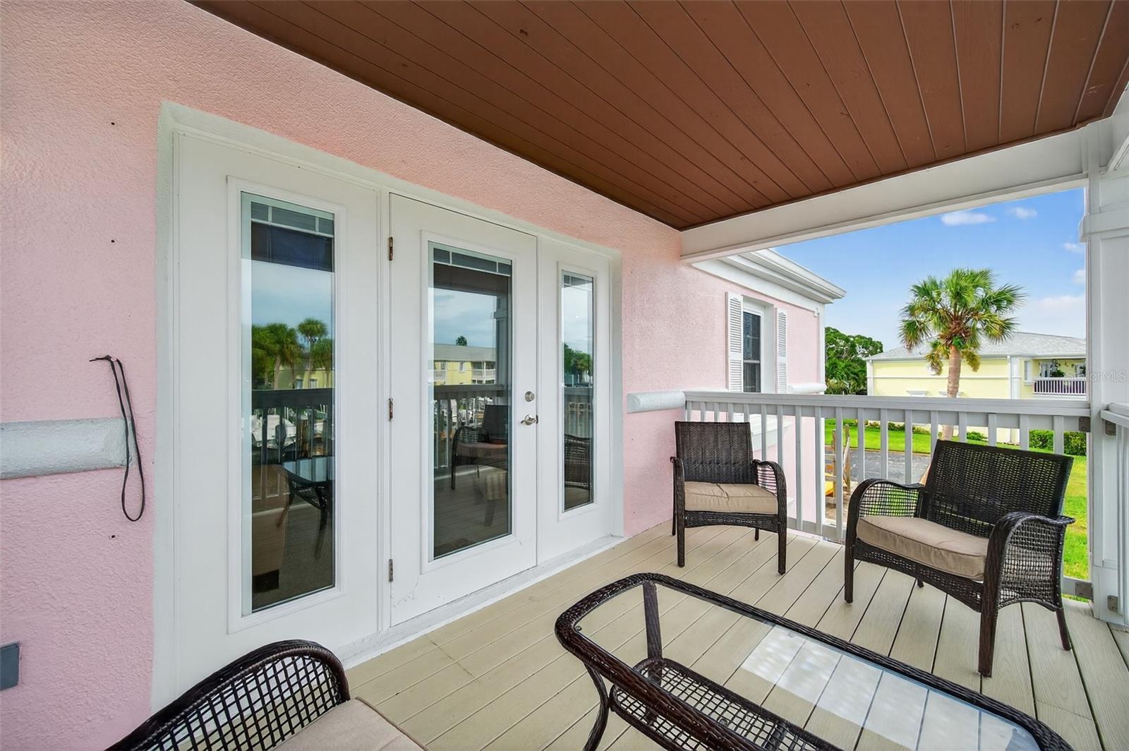 Image 27 of 56 For 5175 Coquina Key Drive Se D